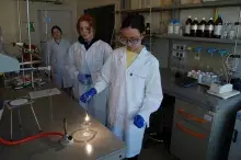 warsztaty chemiczne dla uczniów z Kółka Chemicznego ze Szkoły Podstawowej nr 35 w Gdyni