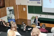 Prof. Piotr Stepnowski wygłosił doroczny wykład na Wydziale Chemii Uniwersytetu Mikołaja Kopernika w Toruniu