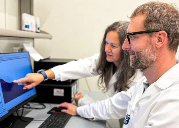 Radiochemia i radioanalityka na Wydziale Chemii…